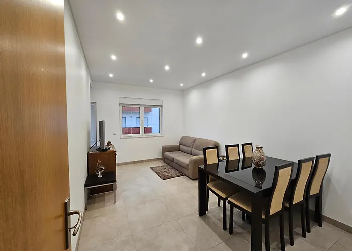 Apartment T3 Com Vista Mar A 500m Da Setúbal